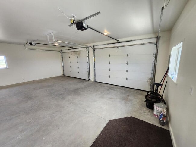Building Photo - 23802 W McFarlane Rd