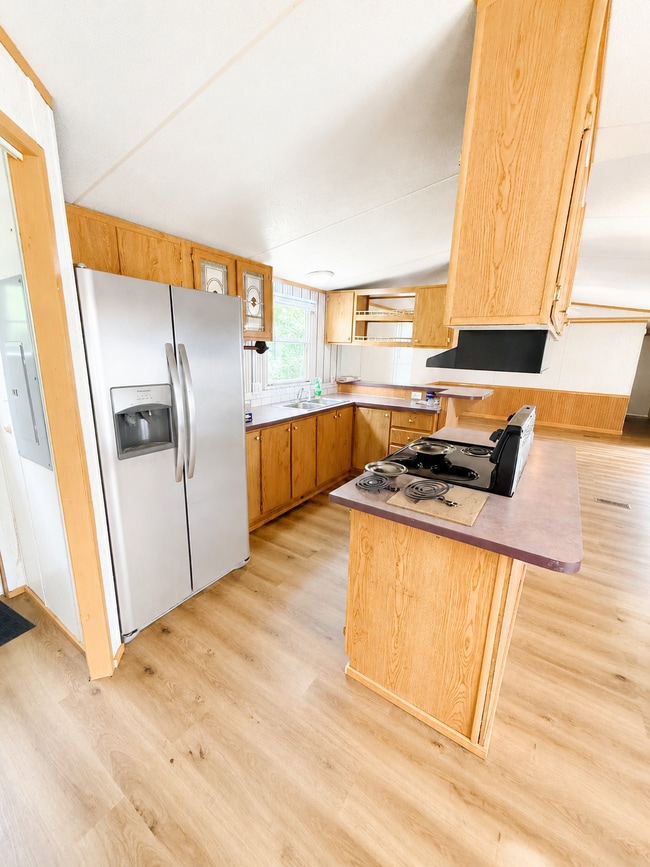 Building Photo - 20766 Hamlet Dr