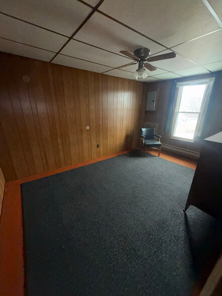 Building Photo - 1700 Washington St