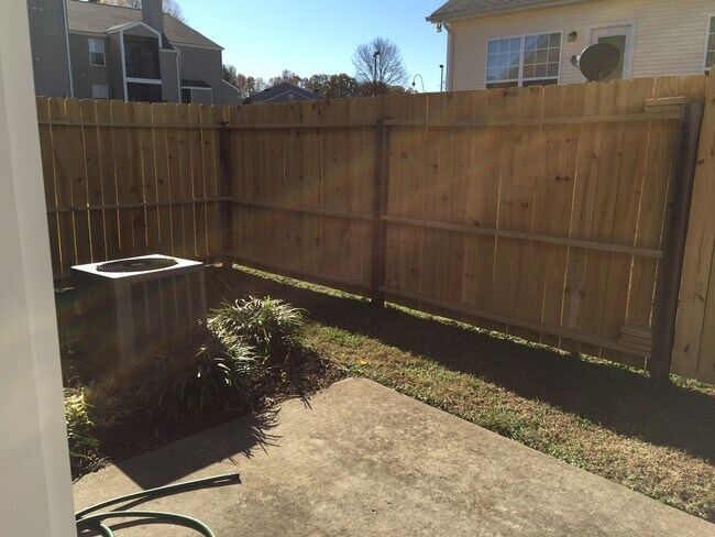 Building Photo - Percy Priest Townhouse