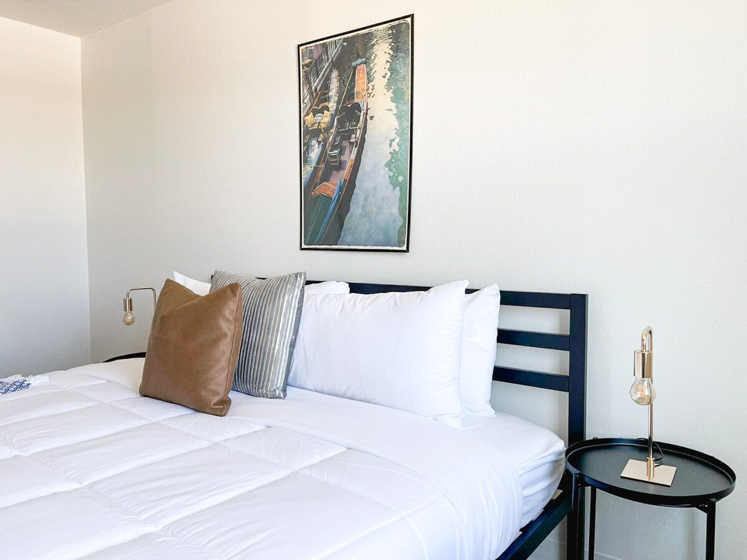 Building Photo - 2515 Burnet Ave