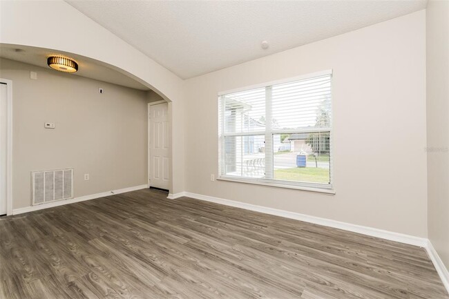 Building Photo - 210 Dalton Dr