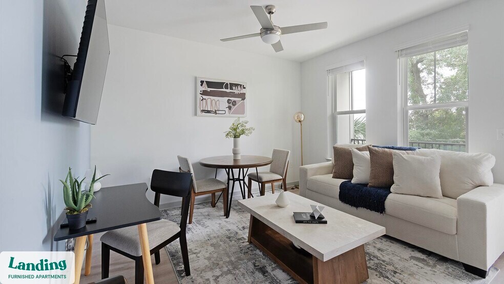 Building Photo - 1148 N Main St