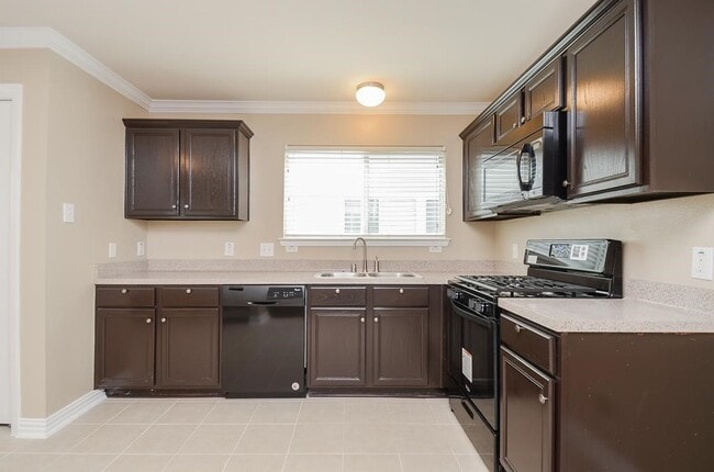 Building Photo - 20929 Patriot Park Ln