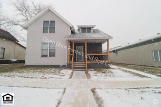 Building Photo - 4 bedroom now available! ***RENT SPECIAL $...