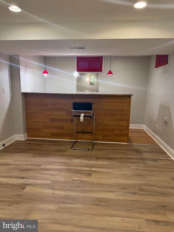 Building Photo - 4363 Varnum Pl NE