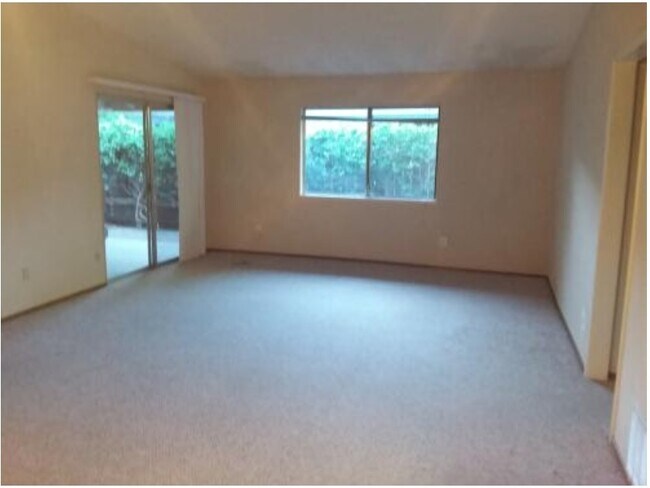 Building Photo - 3030 Olive Glen Ct