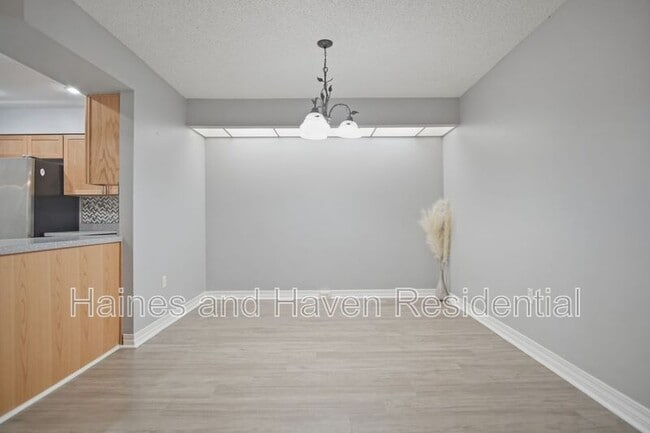 Building Photo - 157 Coventry Cir