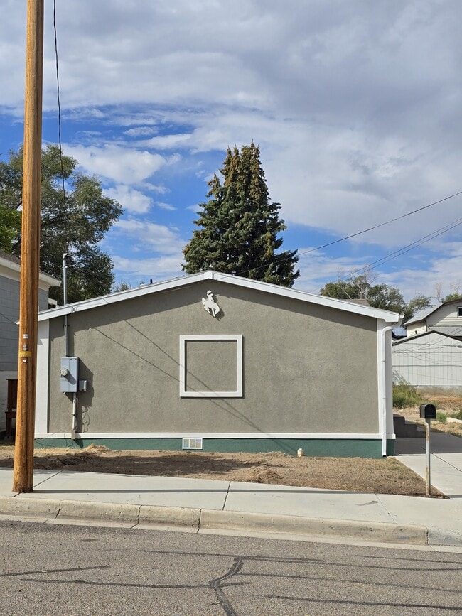 Building Photo - 220 Liberty St