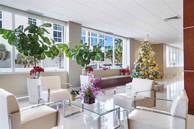 Building Photo - 4250 Galt Ocean Dr