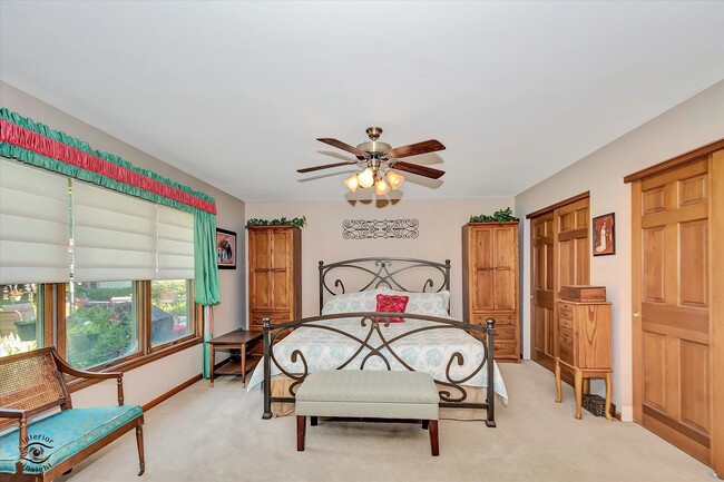 Building Photo - 15707 S Rte 59