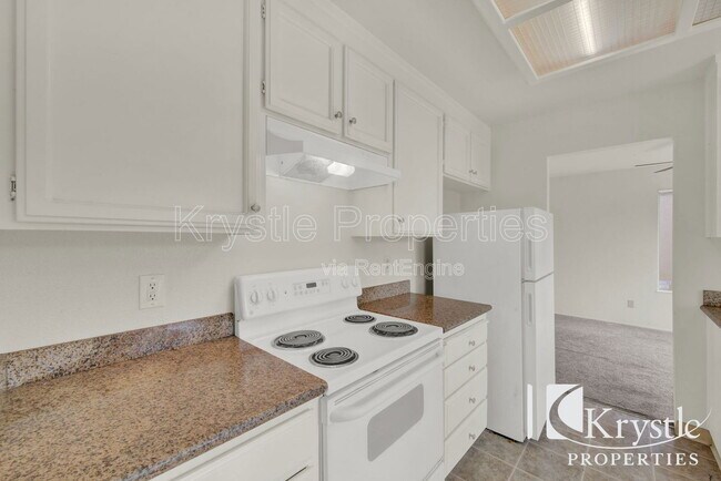 Building Photo - 267 Quartz Ln