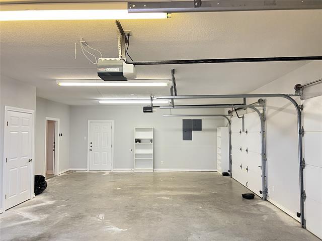 Building Photo - 3333 Farmer Rd