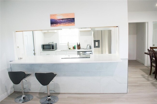 Building Photo - 5832 Dr M.L.K. Jr St N