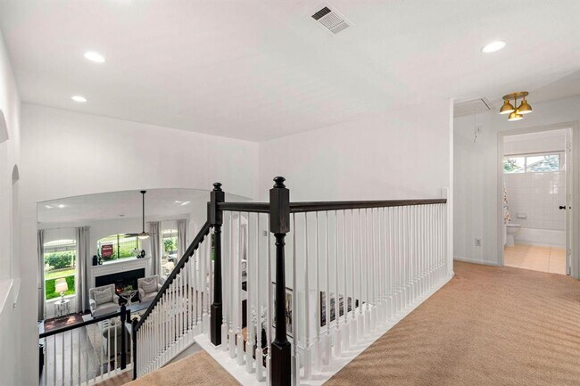 Building Photo - 1230 Ventura Canyon Dr