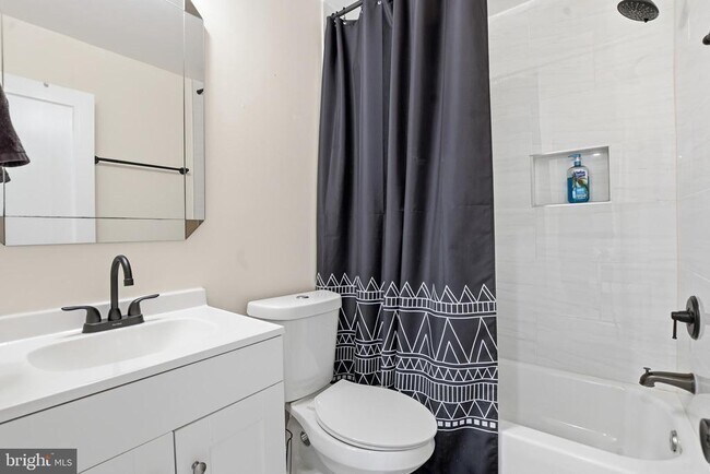 Building Photo - 7024 Lee Park Ct