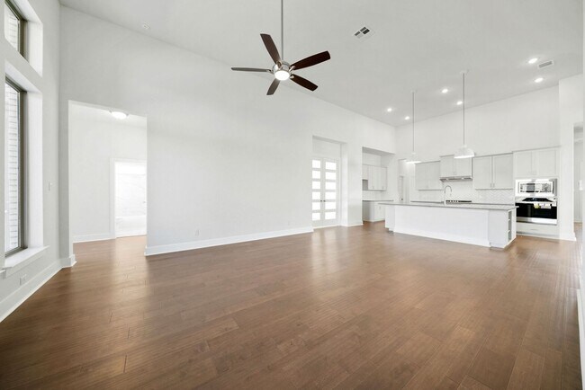 Building Photo - 4 Bedroom/4 Bath Stillwater Ranch Subdivision