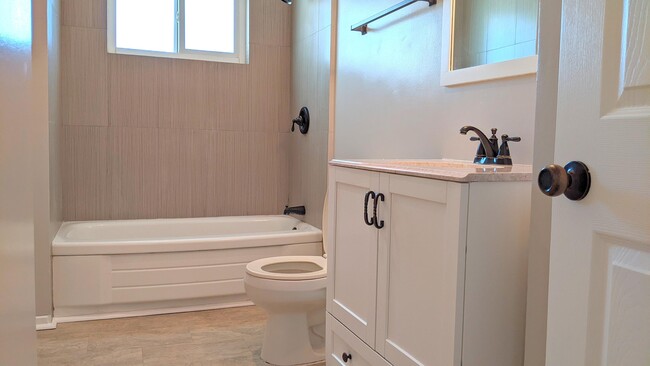 Building Photo - 42405 Iowa St