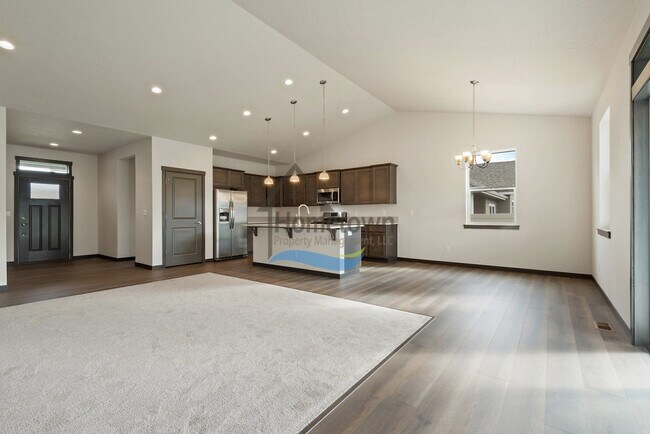 Building Photo - Brand New 4 Bed 2.5 Bath Home in Post Falls!!