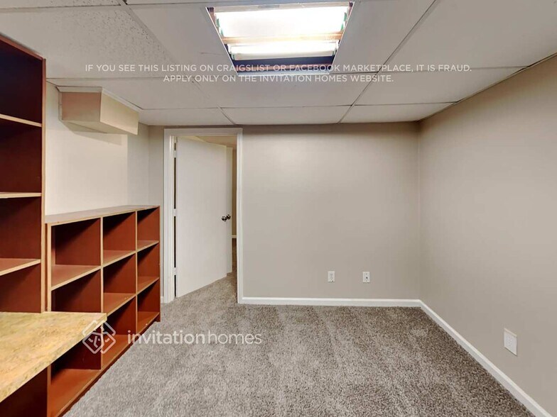 Building Photo - 434 Julie Anne Way
