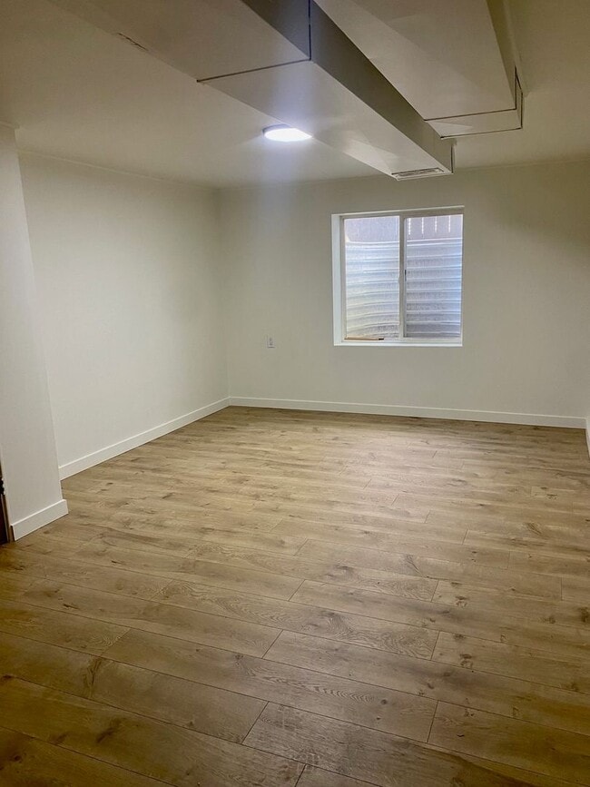 Building Photo - Northside 3 Bedroom 1 Bath Brick Rancher