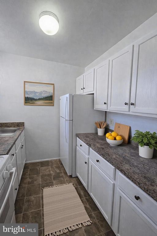 Building Photo - 7611 Eastern Ave NW