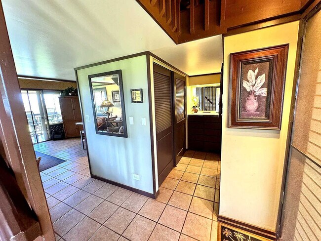 Building Photo - 255 Kepuhi Pl