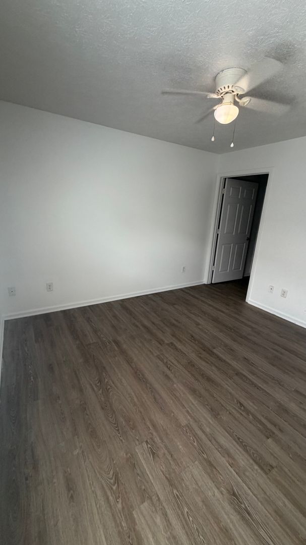 Building Photo - 9121 Laird St