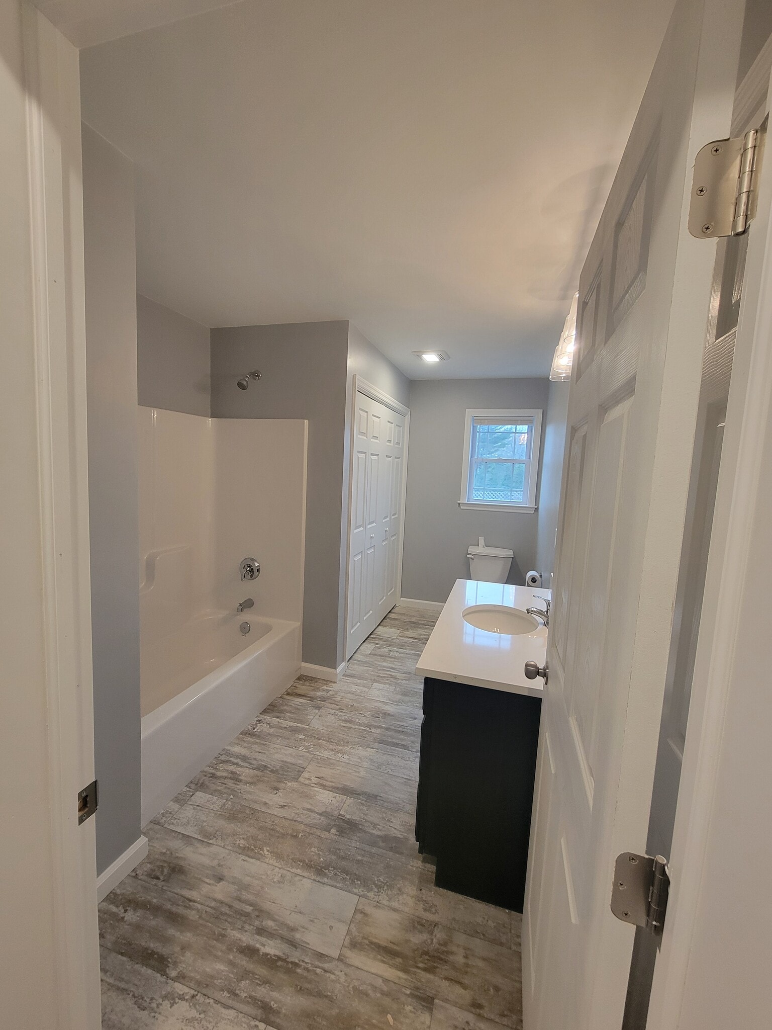 Building Photo - 12 Fountain Ave