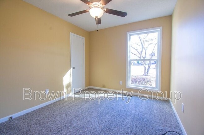 Building Photo - 3196 Petunia Ave