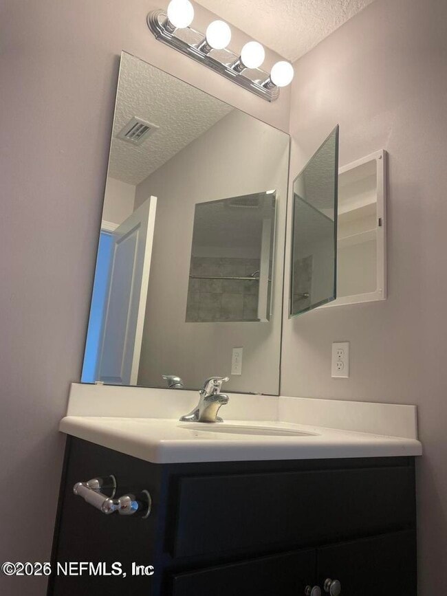 Building Photo - 142 Jackrabbit Trl