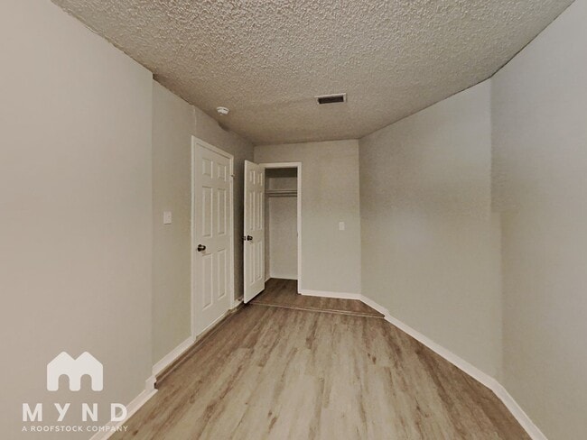 Building Photo - 6112 Birchhill Rd