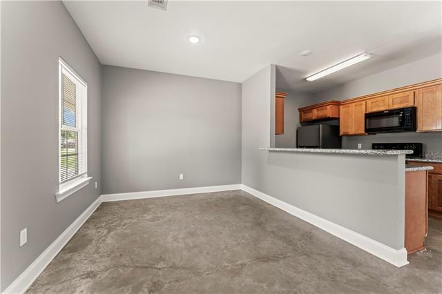 Building Photo - 207 S Laurel St