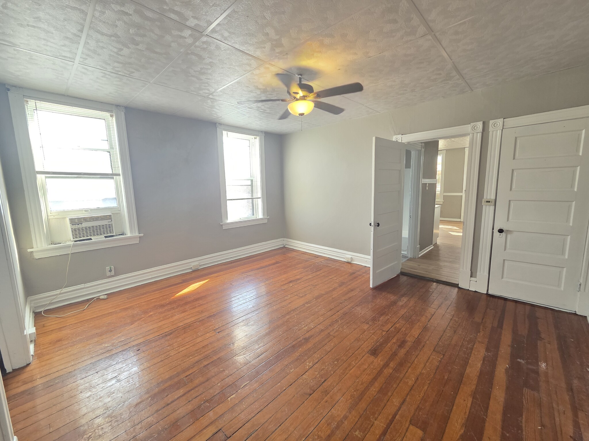 Building Photo - 3300 Keokuk St