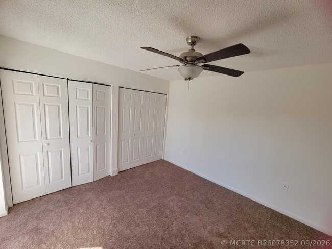 Building Photo - 588 Green Springs Pl