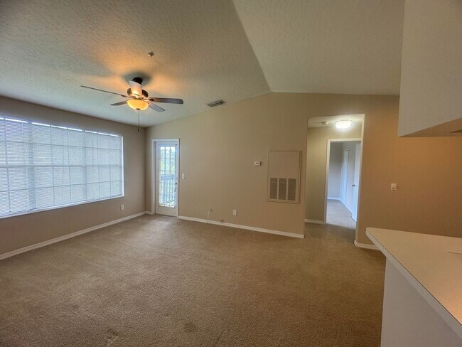 Building Photo - 7667 N Wickham Rd