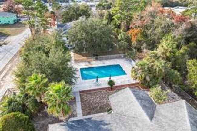 Building Photo - 2nd floor Crystal Landings Condo with Pool...