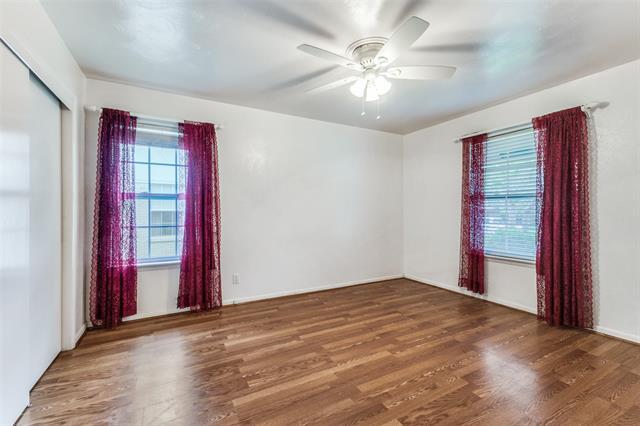 Building Photo - 9210 Larchwood Dr