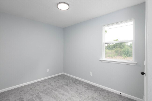 Building Photo - 3205 Stallings Dr