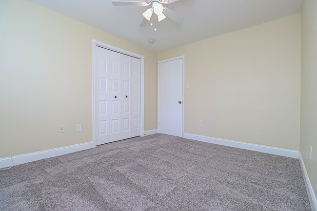 Primary suite - 4411 Romlon St