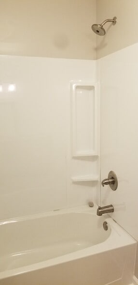 Bedroom #1 Bath - 1723 S Seminole Dr