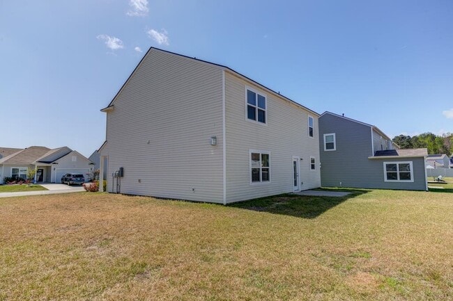 Building Photo - 5700 Redgum Dr