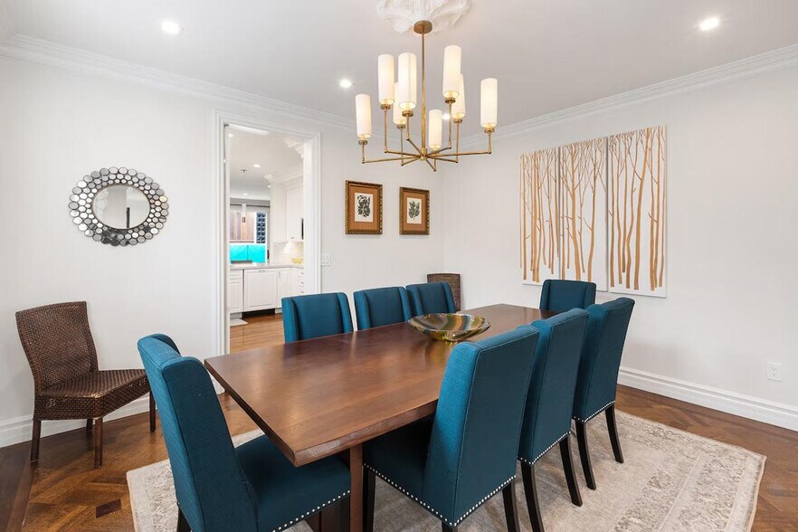 Building Photo - 180 Dorantes Ave