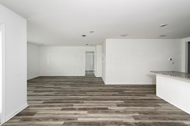 Building Photo - 428 Preston Wy