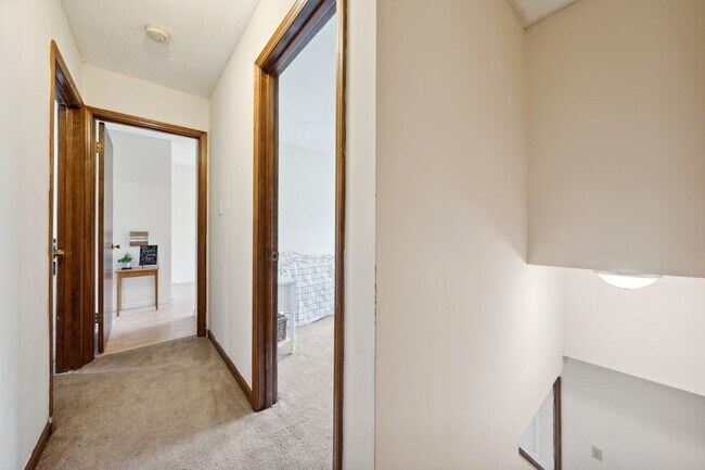 Building Photo - 3 bedroom home close to Duke Avaialble Ear...