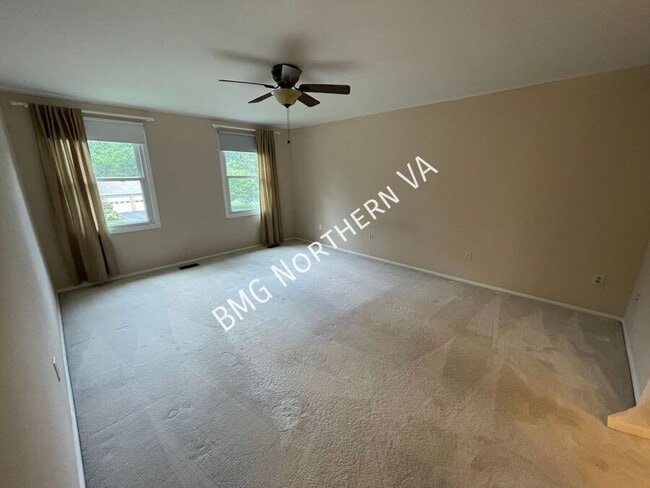Building Photo - 1846 Clovermeadow Dr