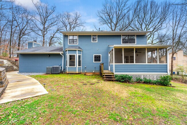 Building Photo - 249 Tony Trl SE