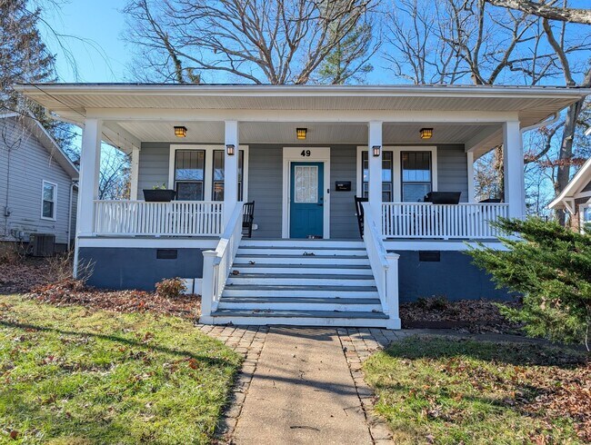 Building Photo - West Asheville Cottage-Long Term Rental