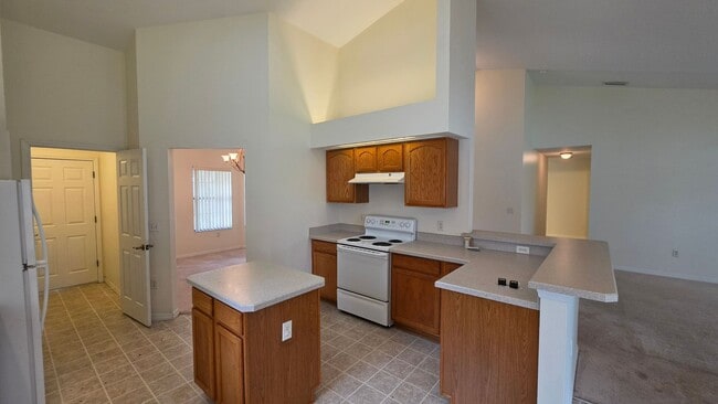 Building Photo - 4659 Treasure Cay Rd