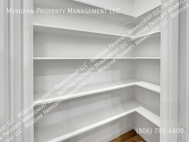Building Photo - 5862 Virginia-
